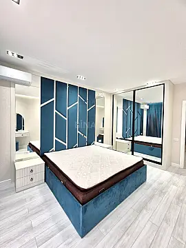 Kirayə verilir 4 otaqlı mənzil 170 m²