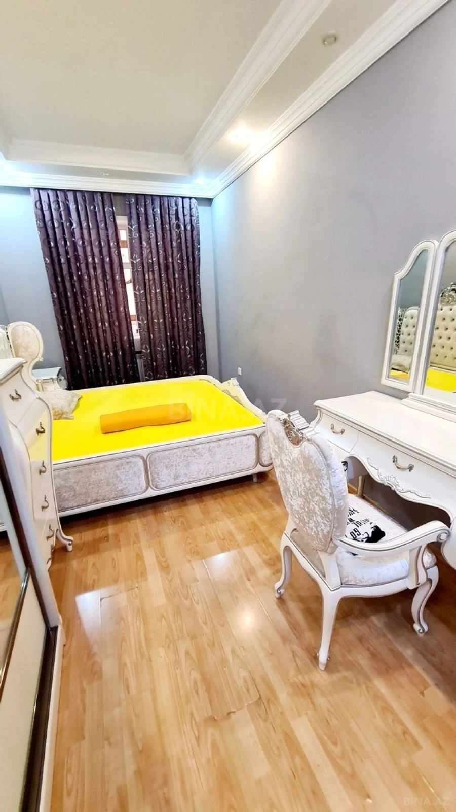 Satılır 3 otaqlı mənzil 95 m²