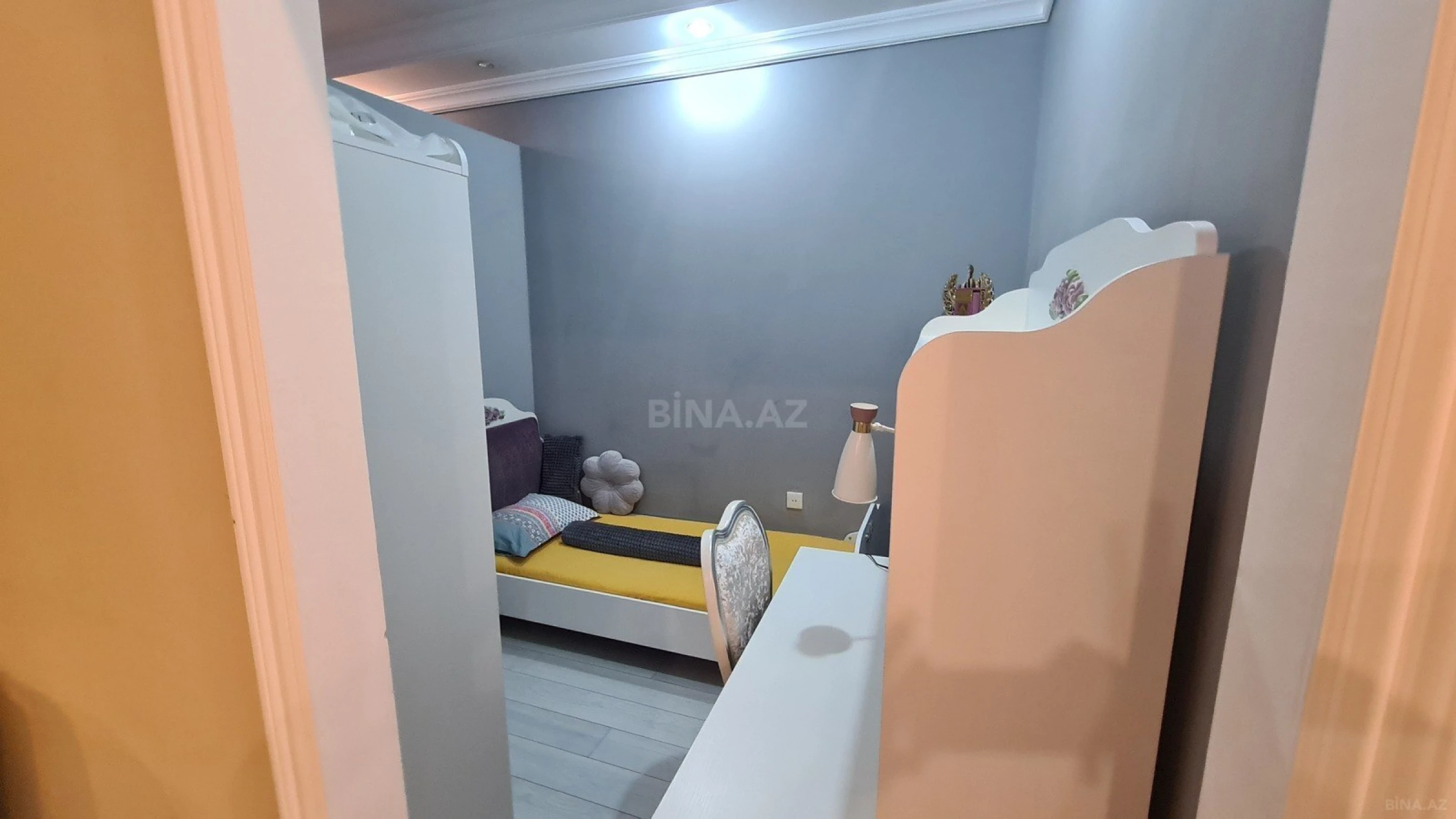 Satılır 3 otaqlı mənzil 95 m²