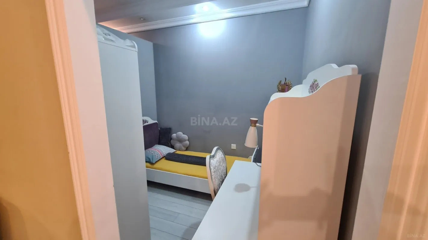 Satılır 3 otaqlı mənzil 95 m²