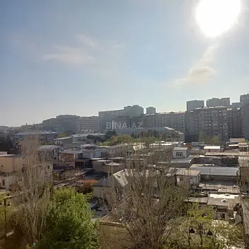 Satılır 4 otaqlı mənzil 185 m²