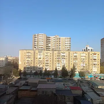 Satılır 4 otaqlı mənzil 185 m² — Bakı 4 otaq 185.00 m²