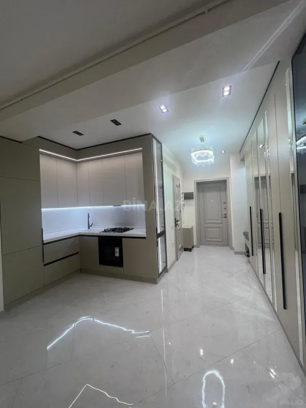 Satılır 3 otaqlı mənzil 108 m²