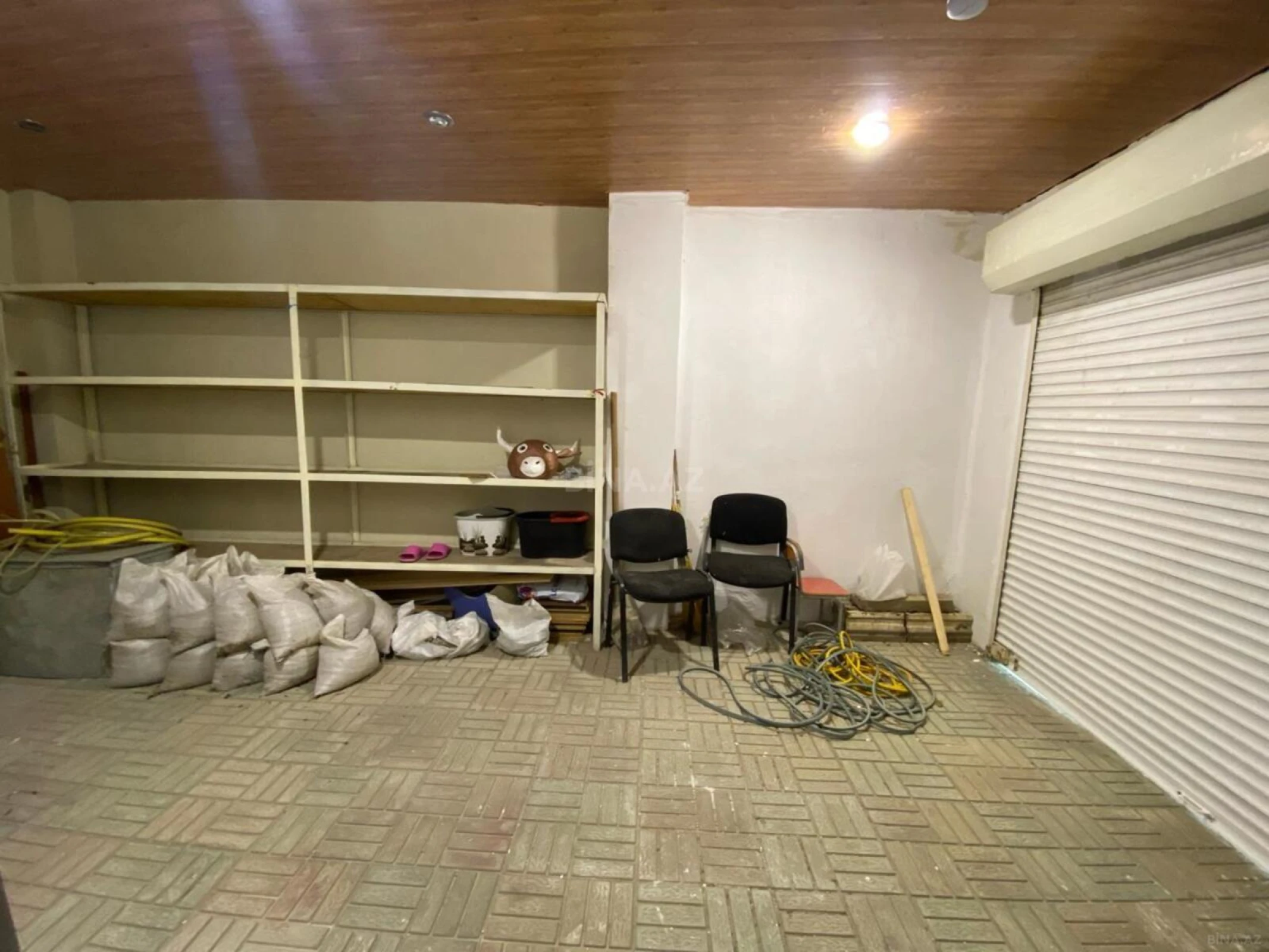 Satılır 9 otaqlı həyət evi 450 m²