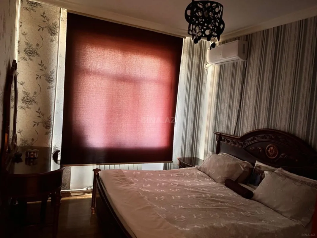 Satılır 5 otaqlı mənzil 110 m²