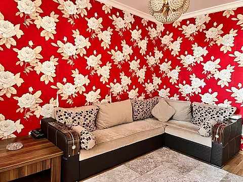 Satılır 5 otaqlı mənzil 110 m²