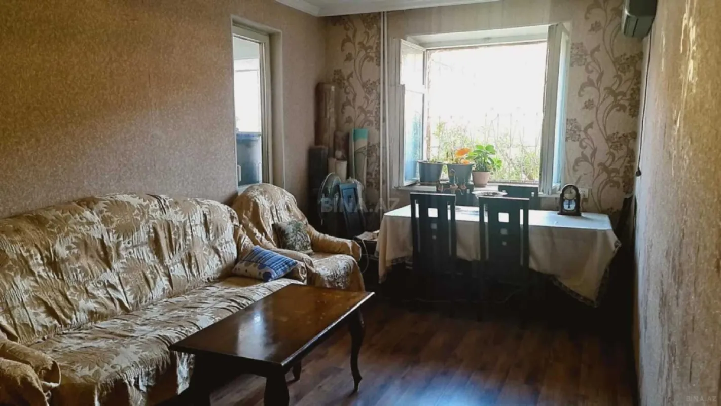 Satılır 3 otaqlı mənzil 90 m²