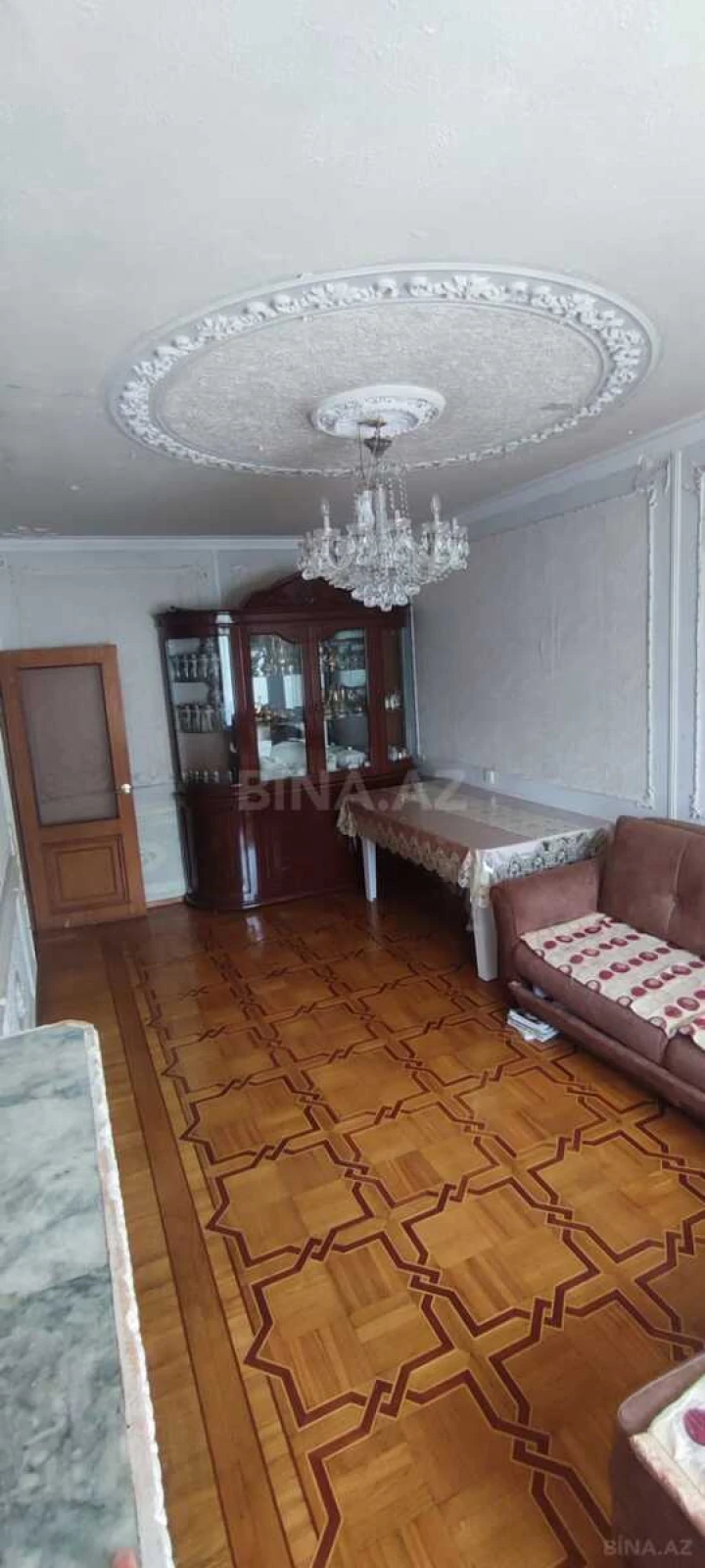 Satılır 4 otaqlı mənzil 115 m²