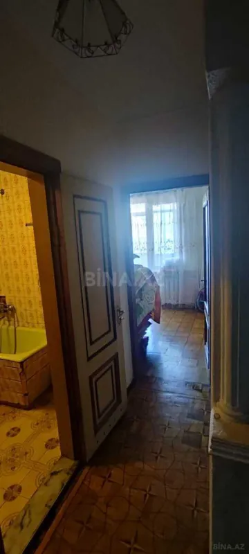 Satılır 4 otaqlı mənzil 115 m²