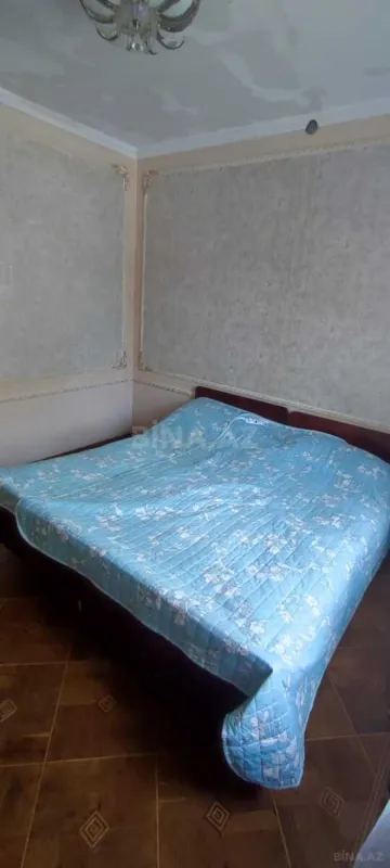 Satılır 4 otaqlı mənzil 115 m²