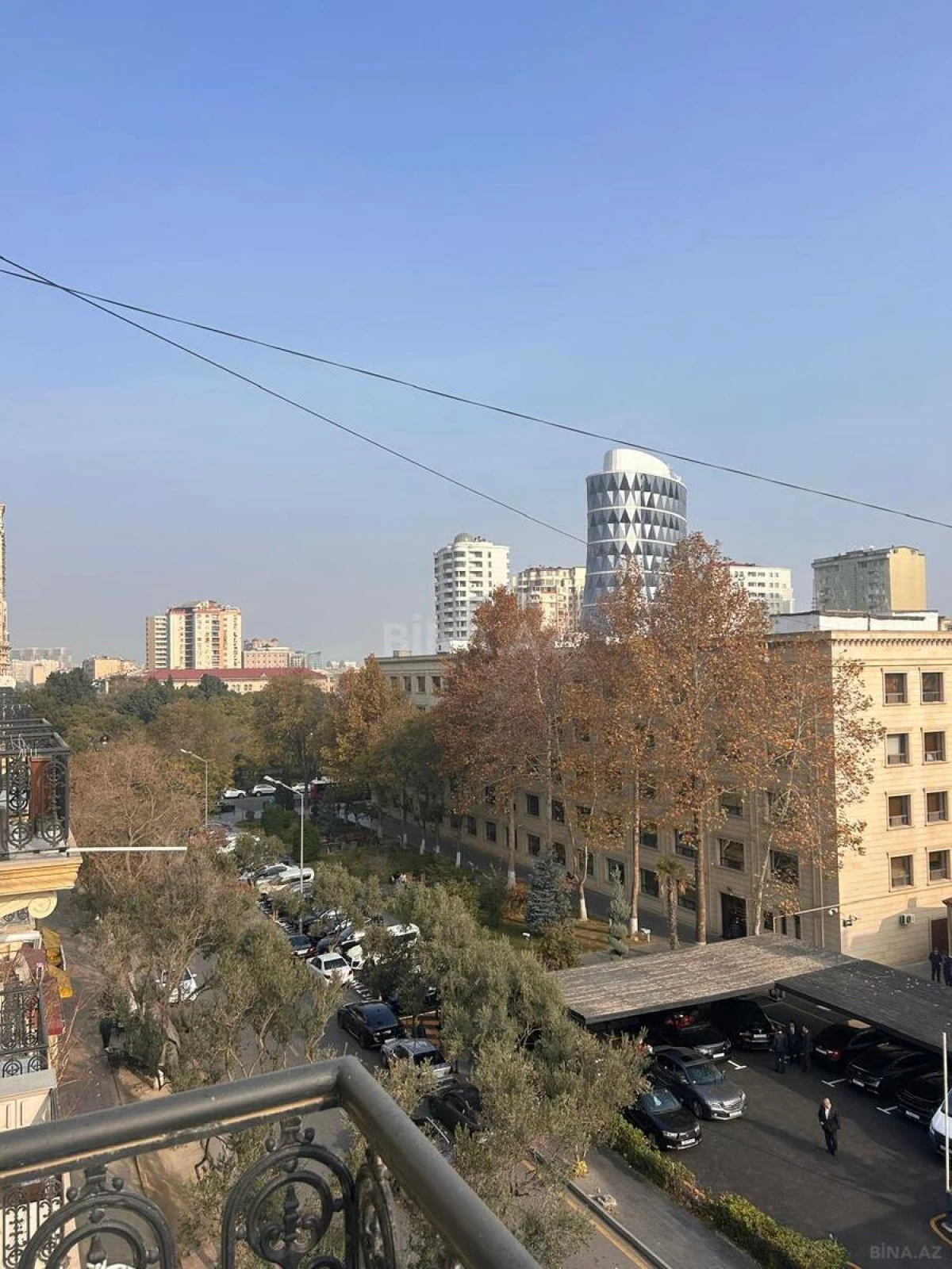 Satılır 3 otaqlı mənzil 90 m²