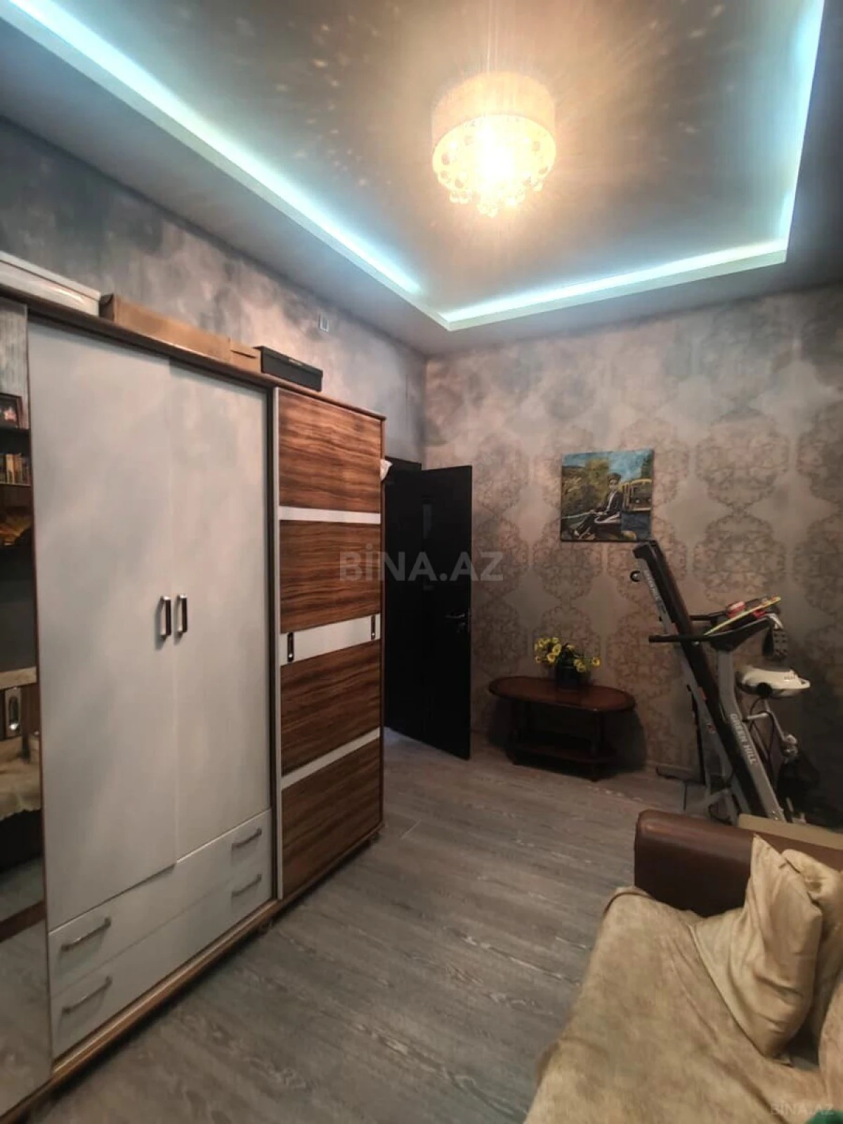 Satılır 3 otaqlı mənzil 90 m²