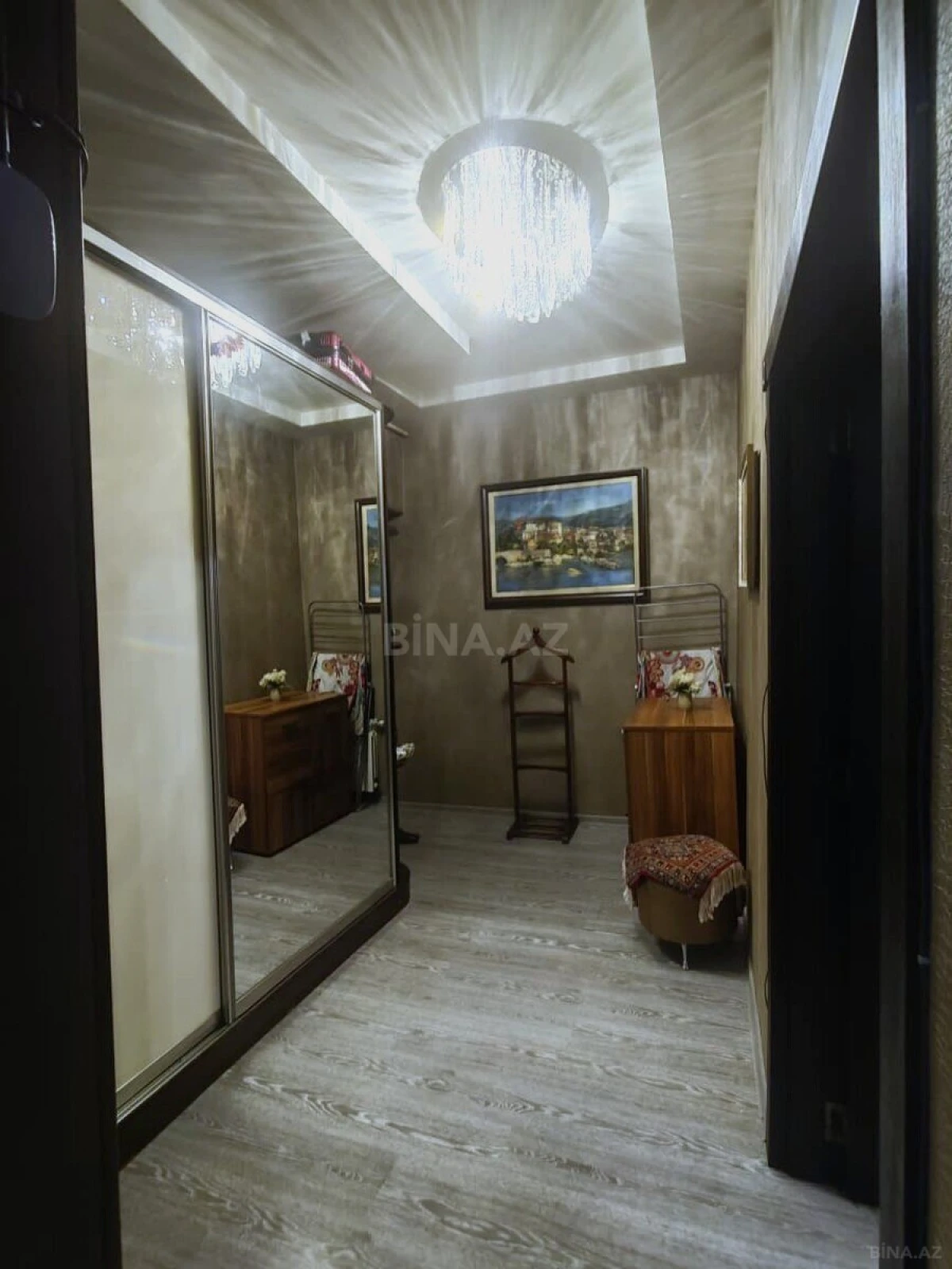 Satılır 3 otaqlı mənzil 90 m²