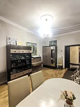Satılır 3 otaqlı mənzil 90 m²
