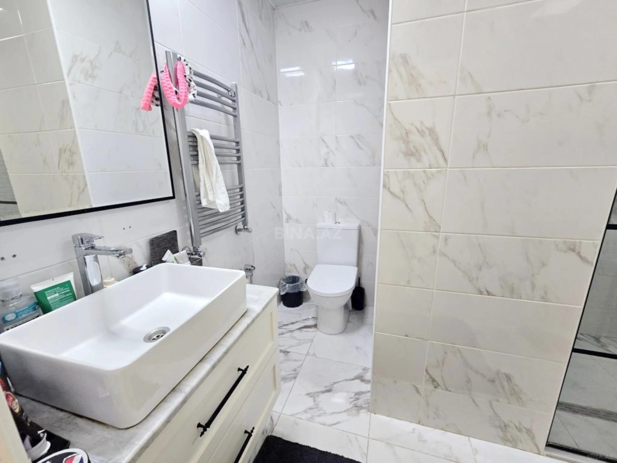 Satılır 4 otaqlı mənzil 201 m²