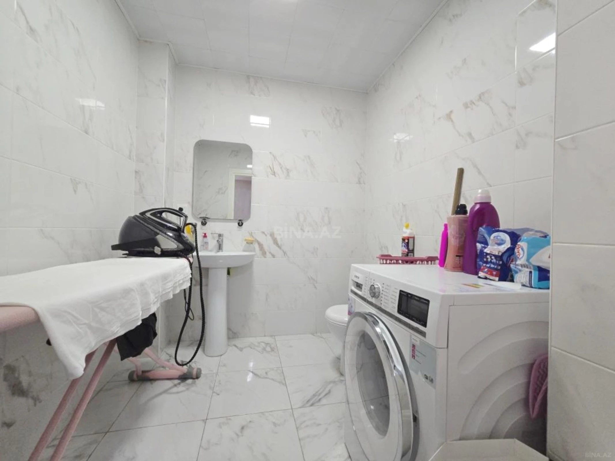 Satılır 4 otaqlı mənzil 201 m²