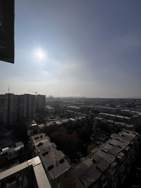 Satılır 4 otaqlı mənzil 280 m²