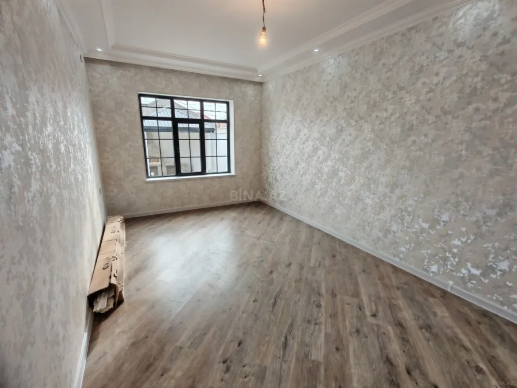 Satılır 5 otaqlı həyət evi 220 m²