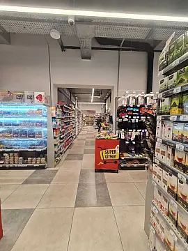 Satılır obyekt 647 m²