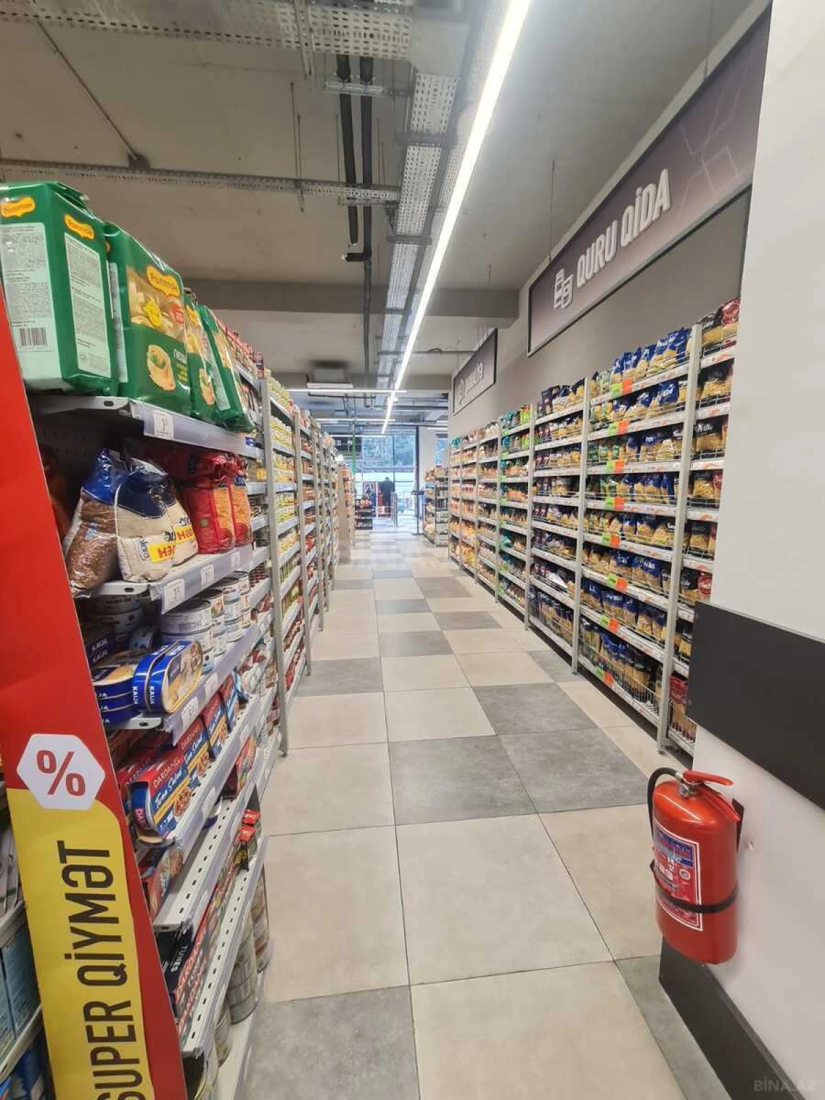 Satılır obyekt 647 m²