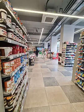 Satılır obyekt 647 m²