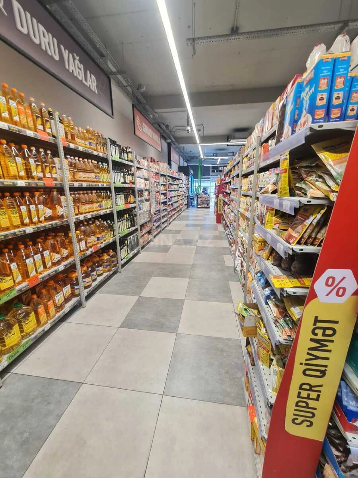 Satılır obyekt 647 m²