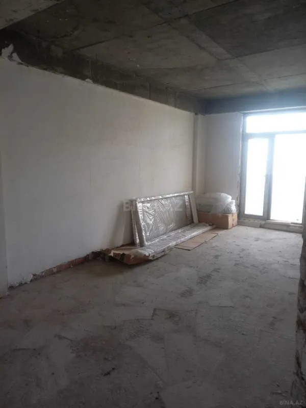 Satılır 2 otaqlı mənzil 118 m²