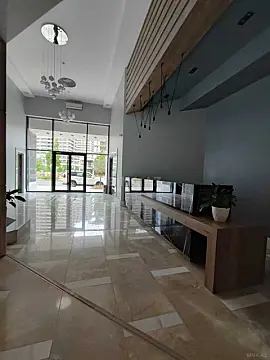 Satılır 2 otaqlı mənzil 109 m²