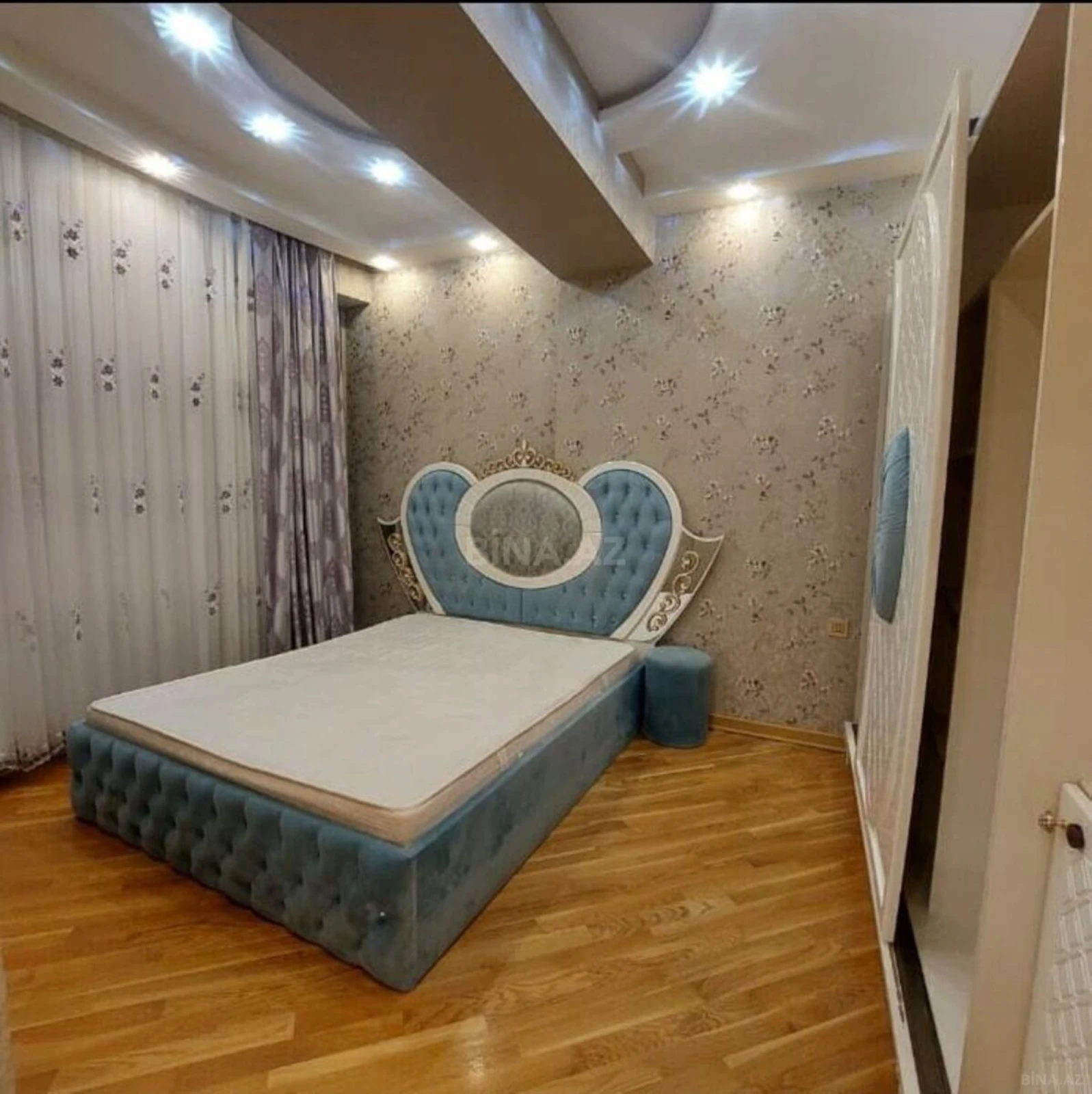 Kirayə verilir 3 otaqlı mənzil 95 m²