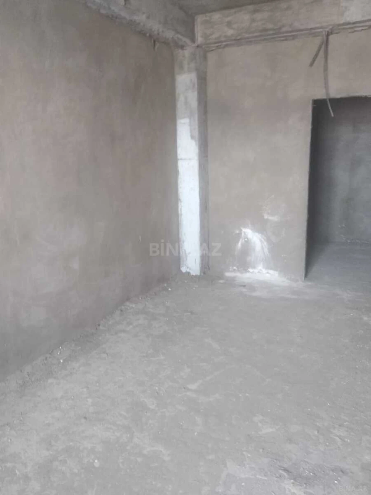 Satılır 2 otaqlı mənzil 75 m²