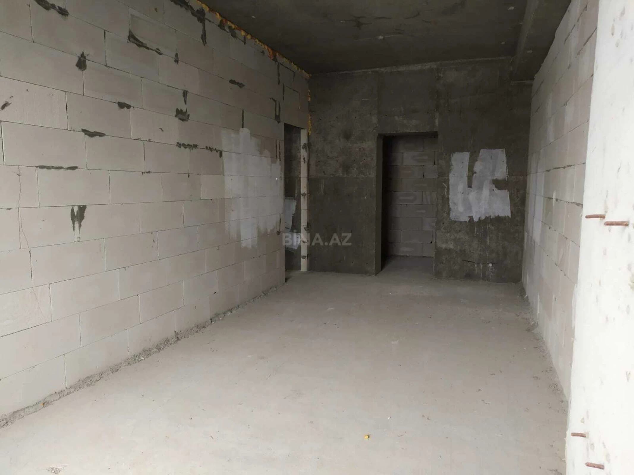 Satılır 1 otaqlı mənzil 65 m²