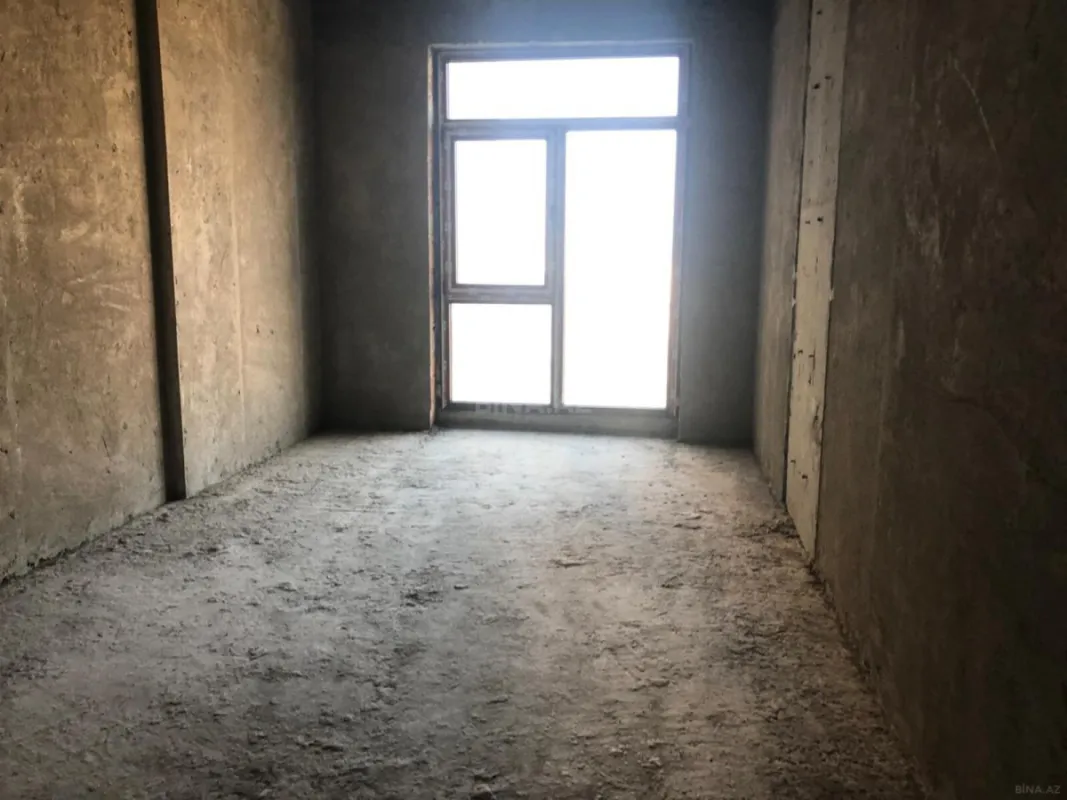 Satılır 2 otaqlı mənzil 85 m²