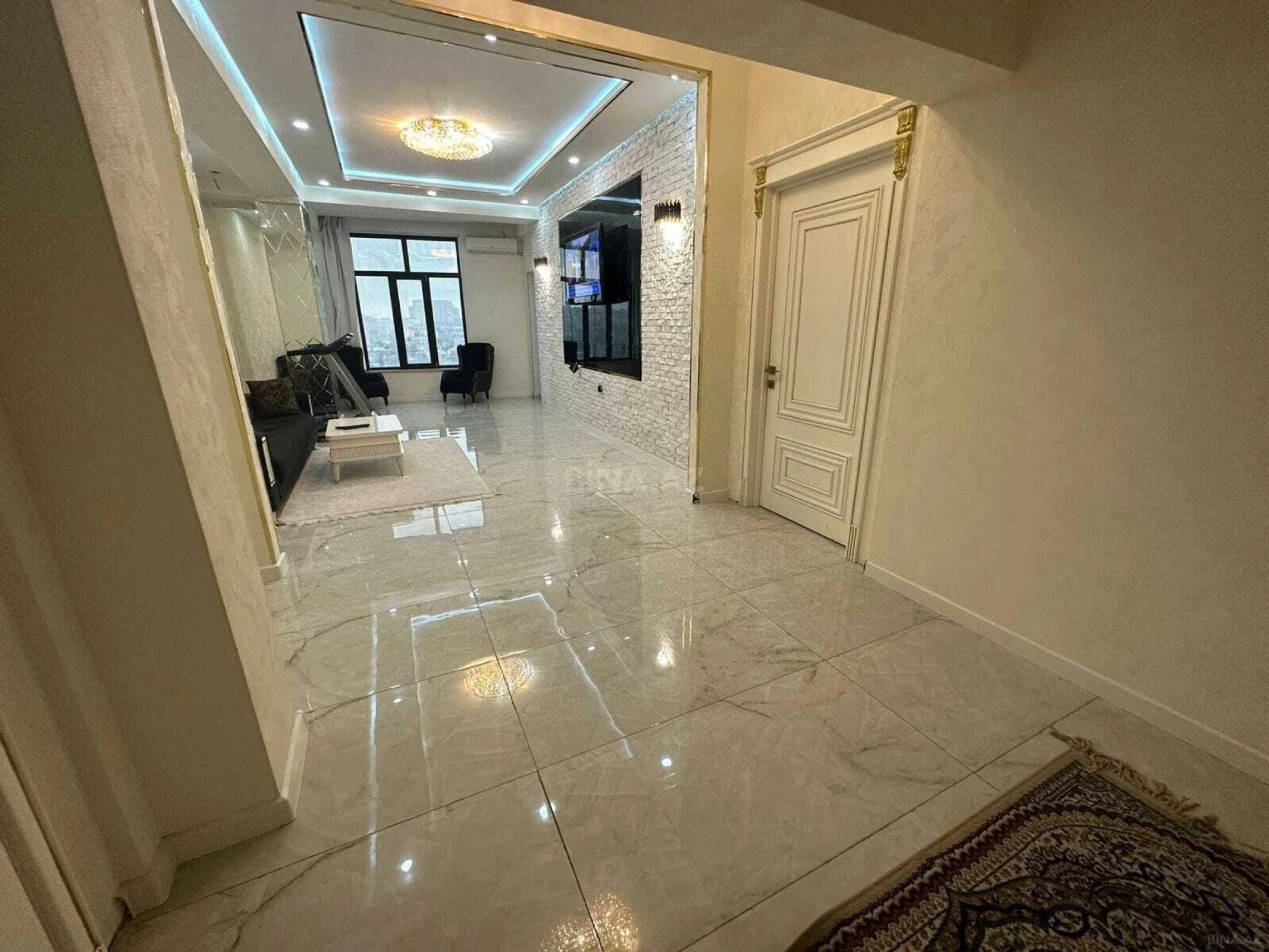 Satılır 3 otaqlı mənzil 100 m²