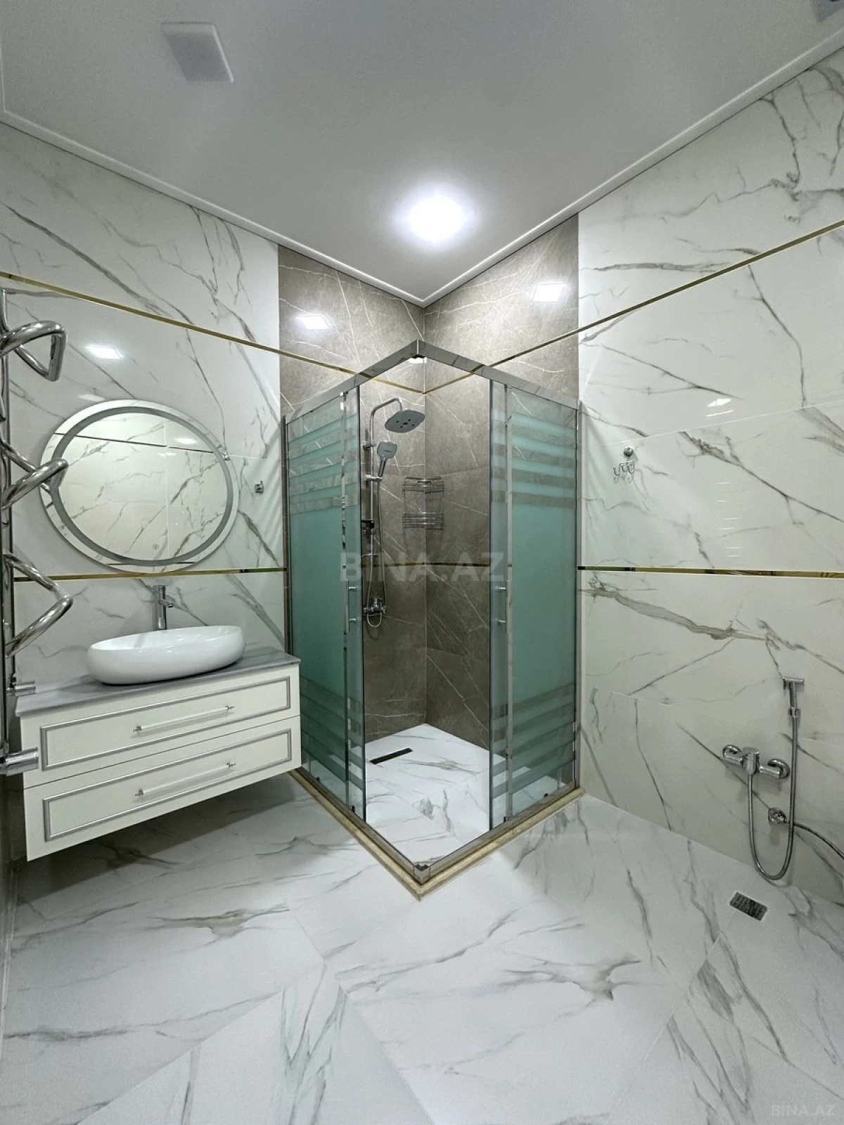 Satılır 6 otaqlı həyət evi 350 m²