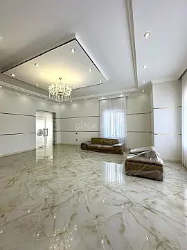 Satılır 6 otaqlı həyət evi 350 m²