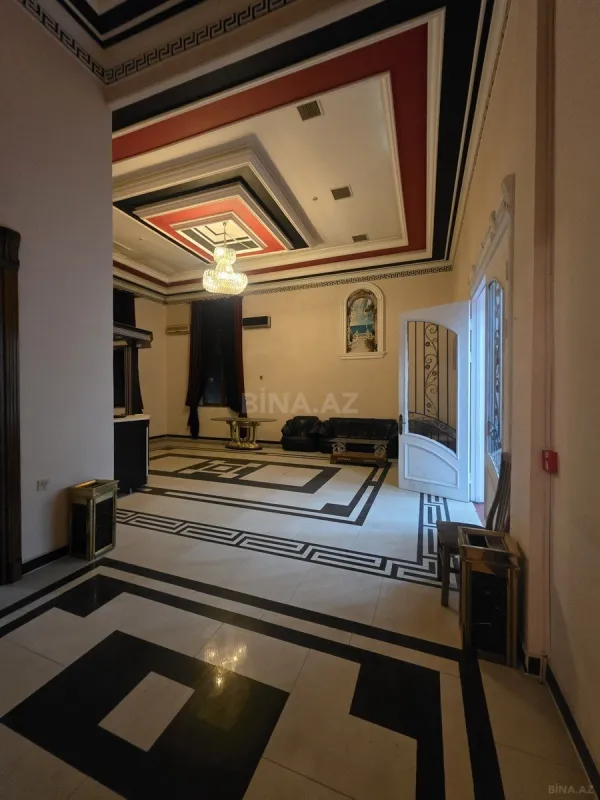 Kirayə verilir obyekt 900 m²