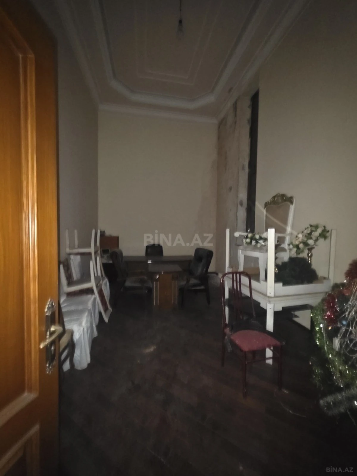 Kirayə verilir obyekt 900 m²