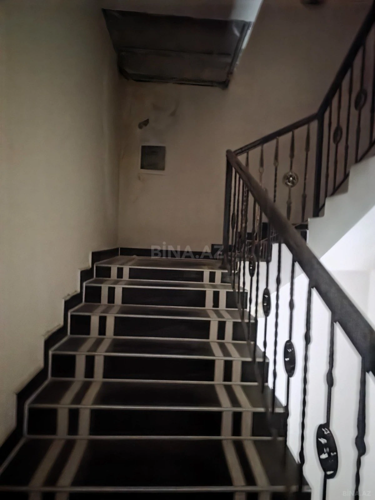 Kirayə verilir obyekt 900 m²