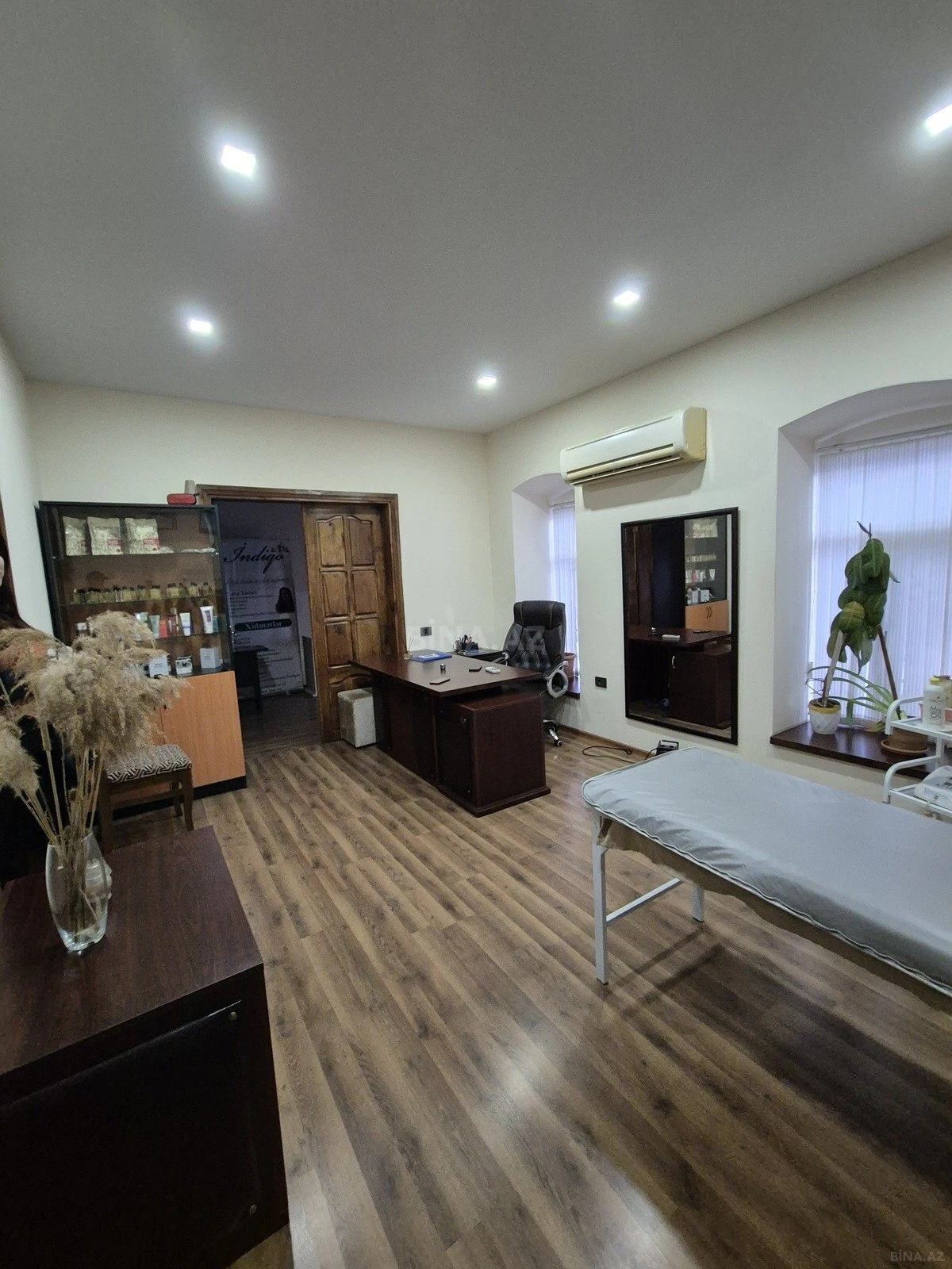 Kirayə verilir obyekt 900 m²