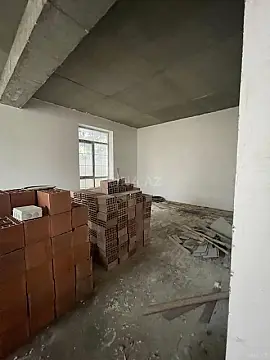 Satılır 3 otaqlı mənzil 130 m²