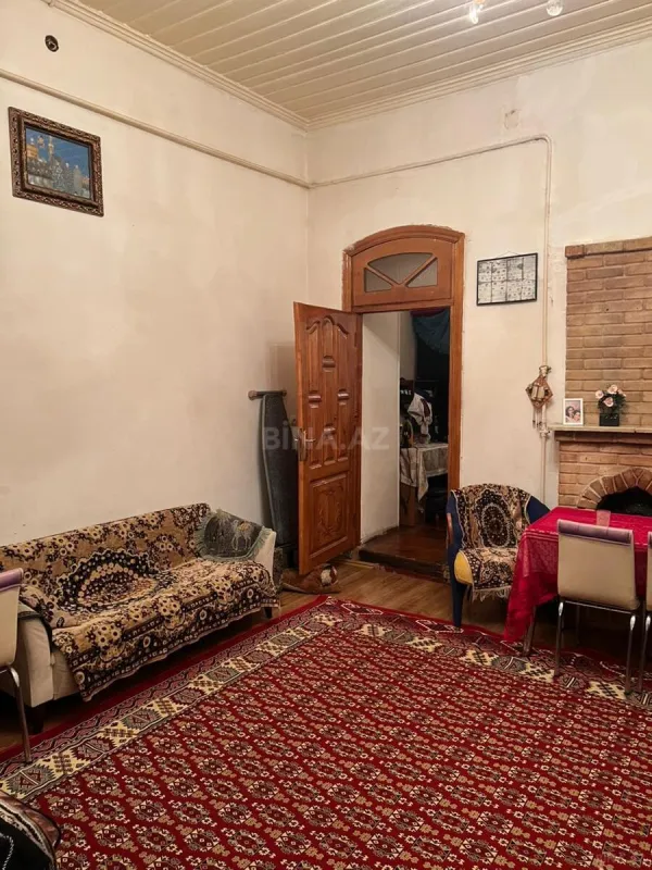 Satılır 4 otaqlı mənzil 90 m²