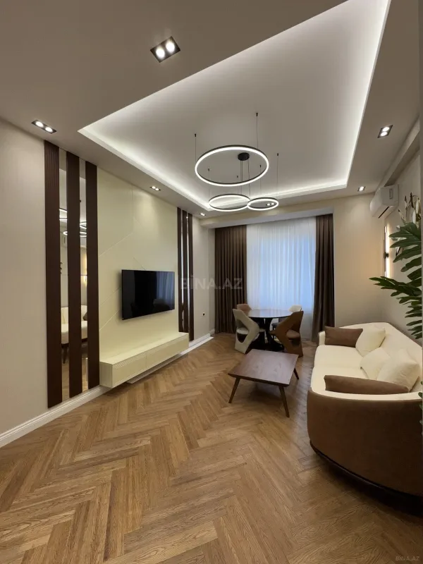Satılır 2 otaqlı mənzil 68 m²