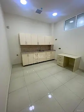 Kirayə verilir obyekt 180 m²