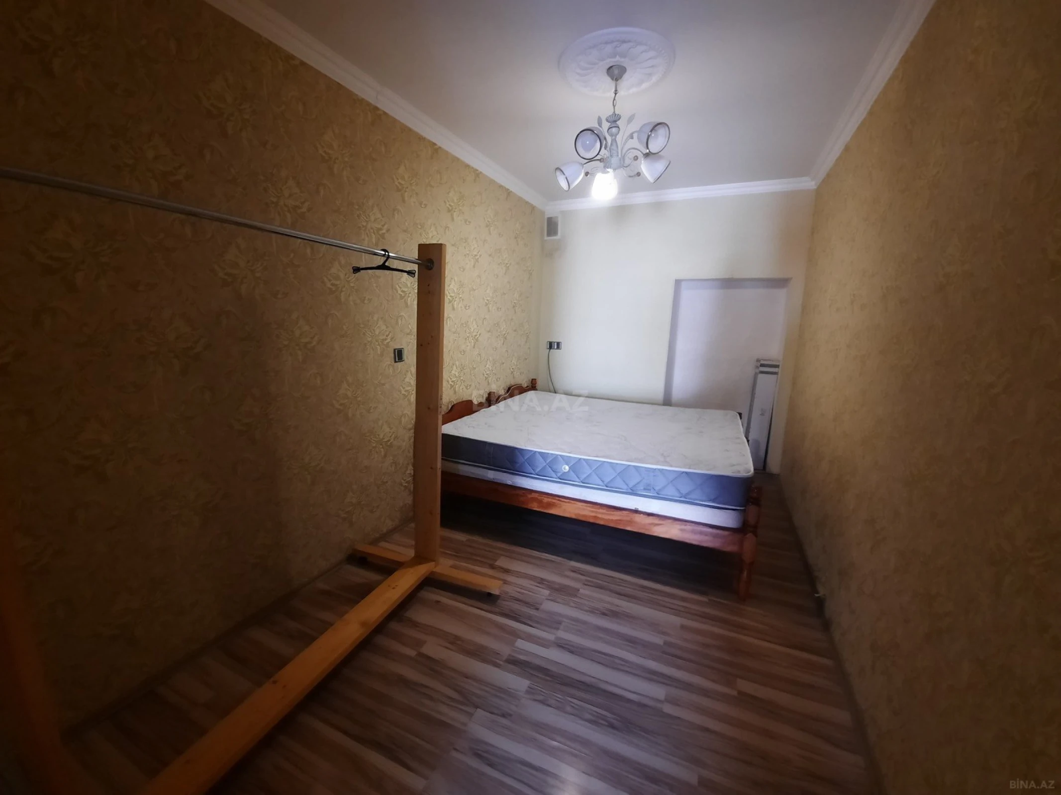 Satılır 2 otaqlı həyət evi 65 m²