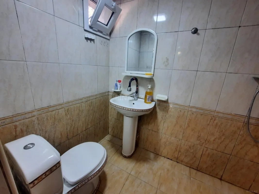 Satılır 2 otaqlı həyət evi 65 m²