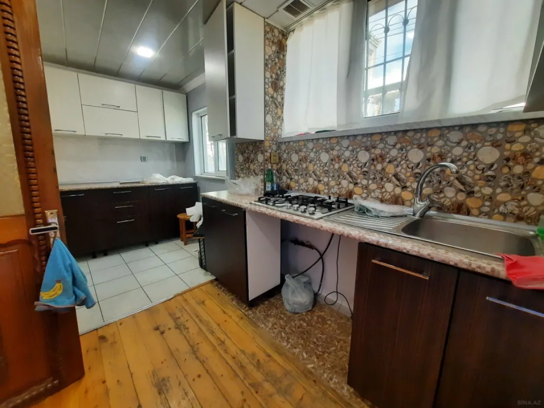 Satılır 2 otaqlı həyət evi 65 m²