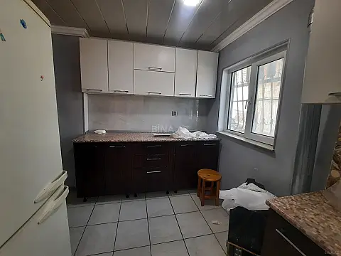 Satılır 2 otaqlı həyət evi 65 m²