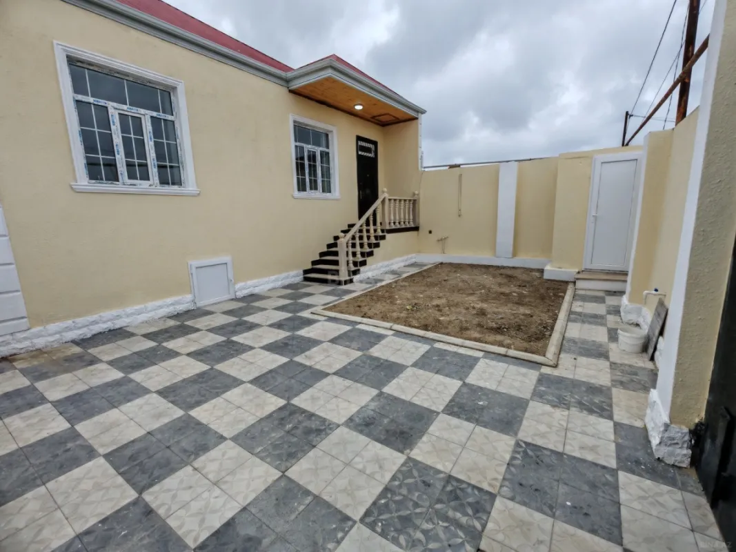 Satılır 4 otaqlı həyət evi 120 m²