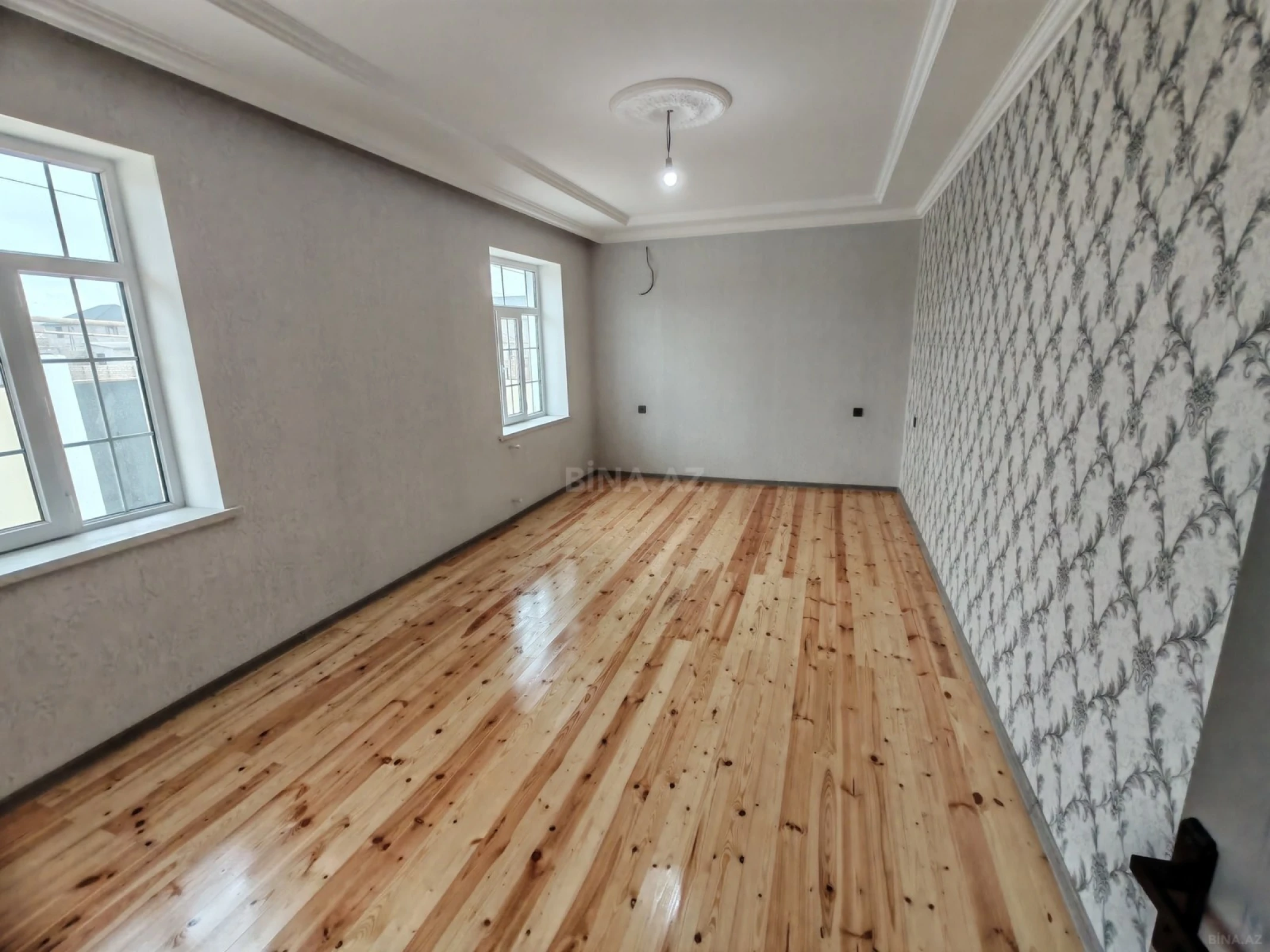 Satılır 4 otaqlı həyət evi 120 m²