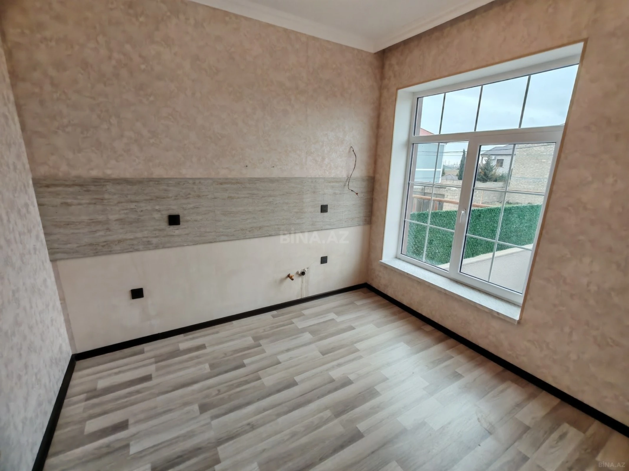 Satılır 3 otaqlı həyət evi 110 m²